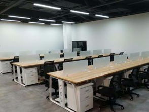 成都辦公用品高價回收服務，專業(yè)處理辦公家具與設備